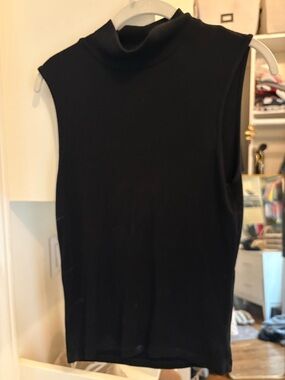 Sanctuary Black Sleeveless Mock Neck Tank